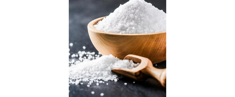 How can salt affect my stainless CRISTEL® saucepans?