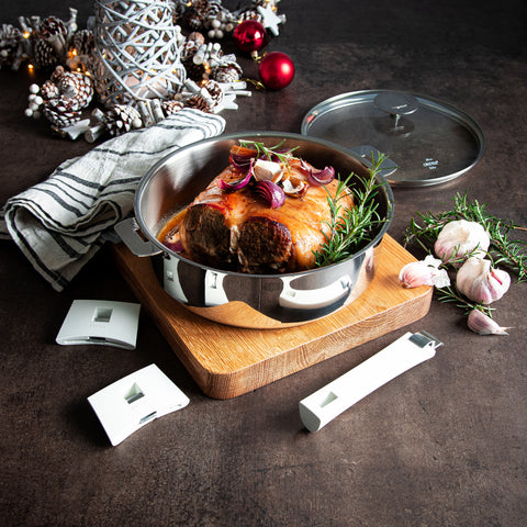 Braised lamb with rosemary and garlic