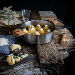 Arancini: spinach rice balls
