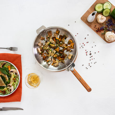 Crunchy wild mushroom parcels – Salad of New Zealand spinach and green apples