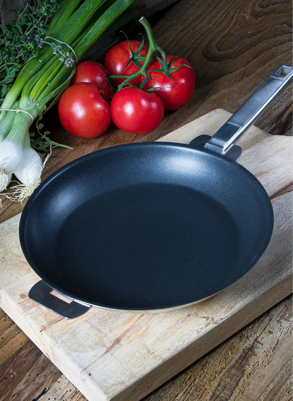 Non-stick_deep_frying_pan_05. Non-stick_deep_frying_pan_05.