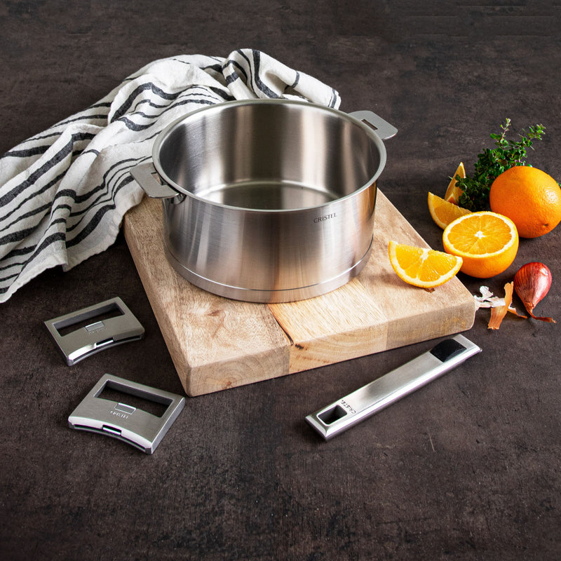 Braise your meat with your removable handles - CRISTEL® USA